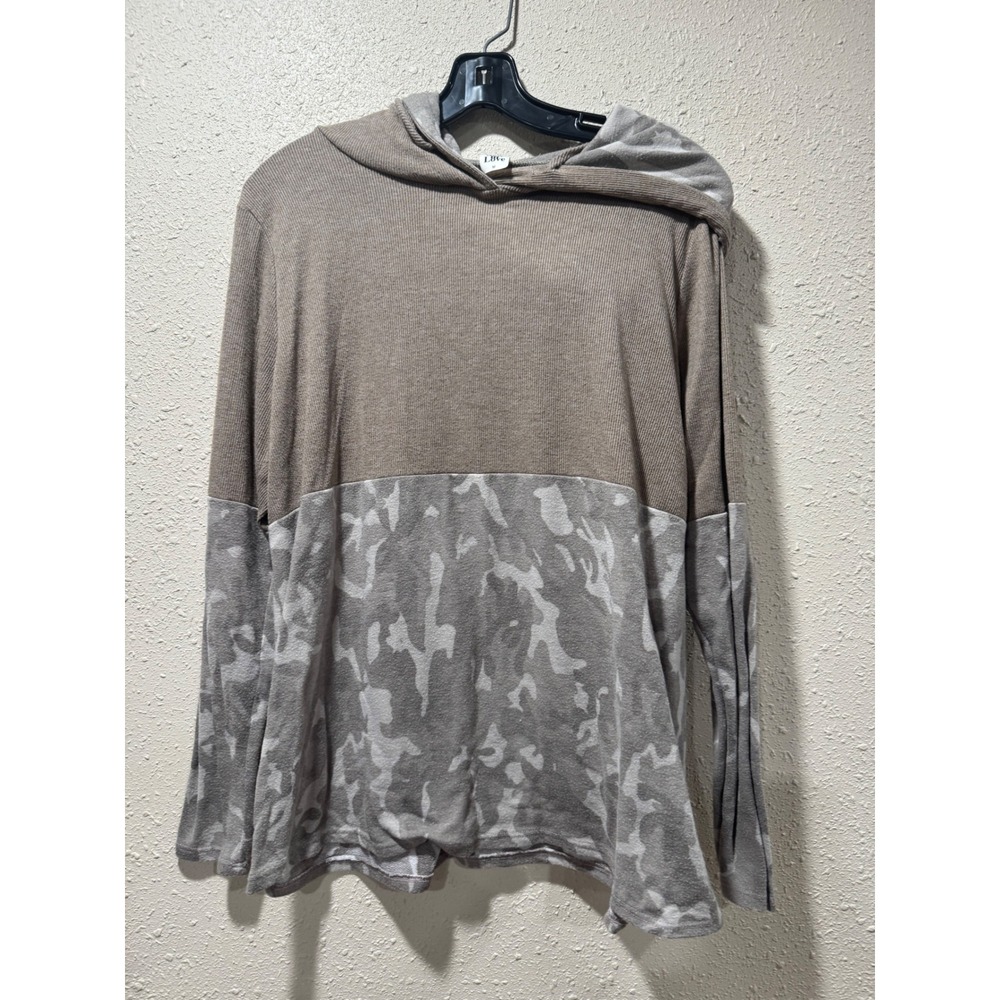 Sew‎ In Love Womens Camo Colorblock Hoodie Tan Grey Ribbed Knit Pullover Size M